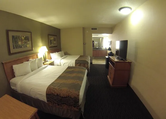 Hotel The Biltmore & Main Avenue 2*