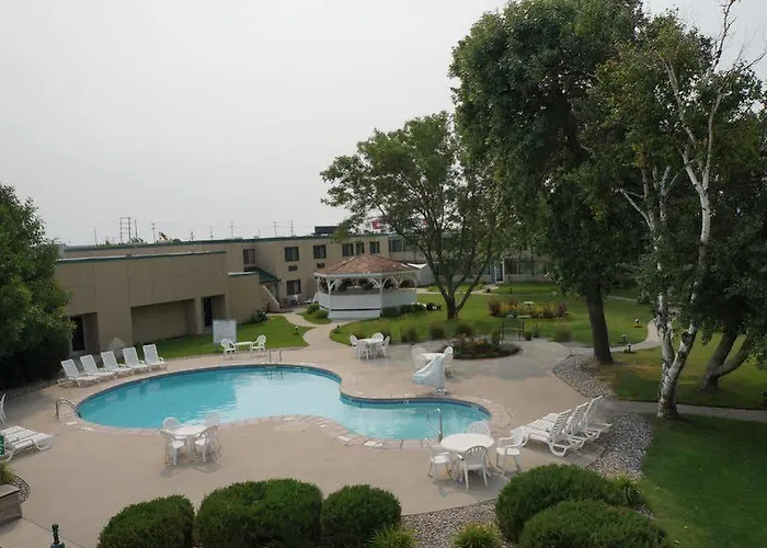 The Biltmore & Main Avenue Hotel 2*