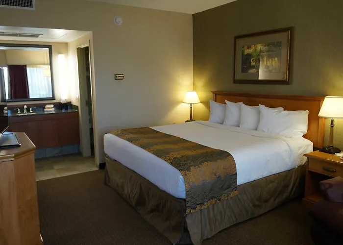 Hotel The Biltmore & Main Avenue 2*